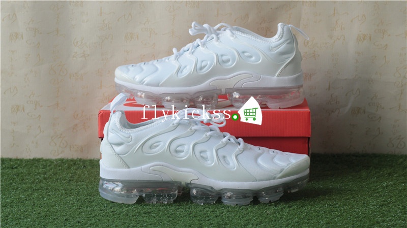 Nike VaporMax Plus Triple White